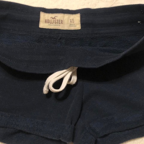 Hollister Y2K Shorts, Size XS - Picture 3 of 4